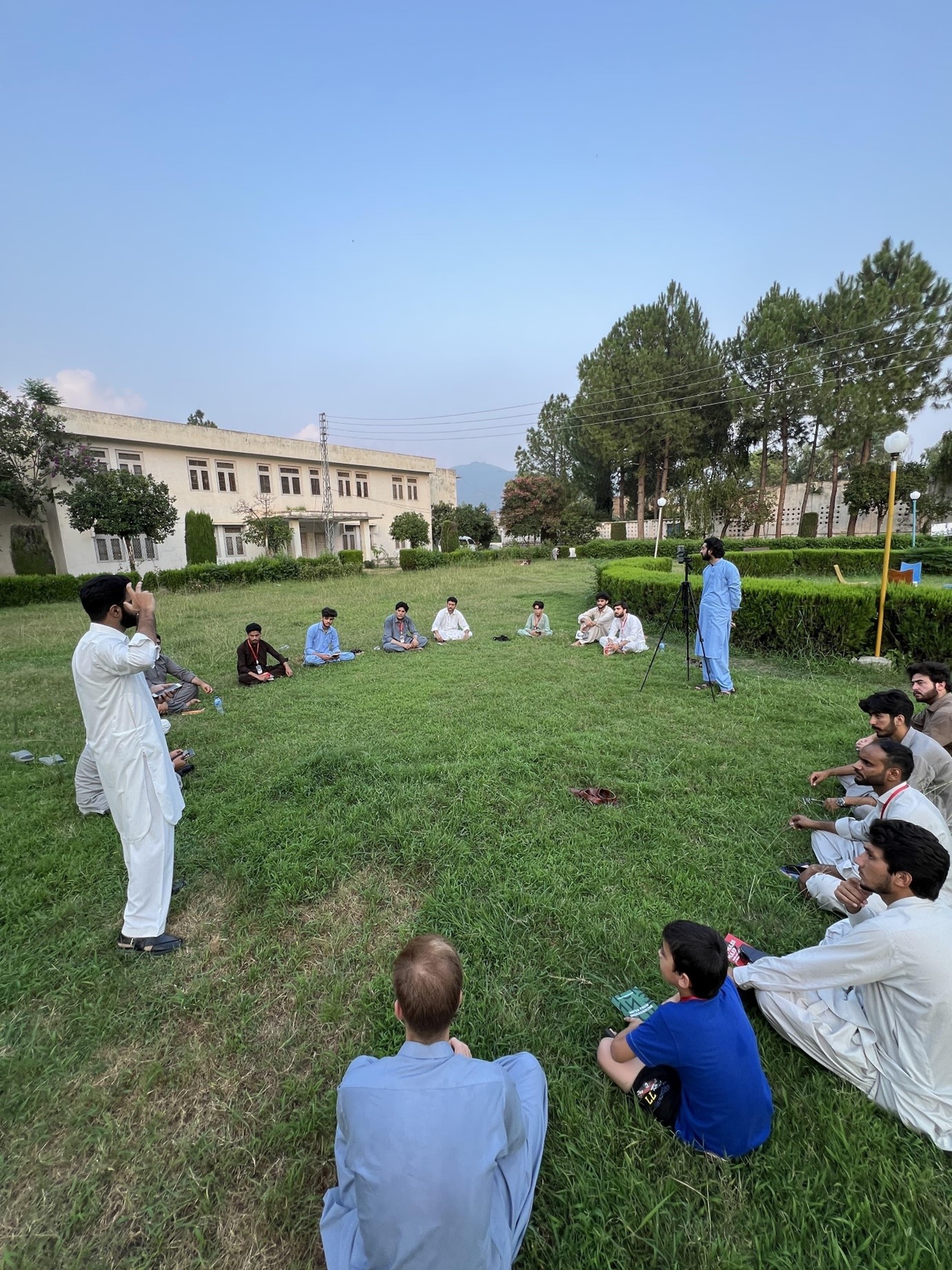 Read more about the article Youth Study Circles – Building Knowledge and Confidence